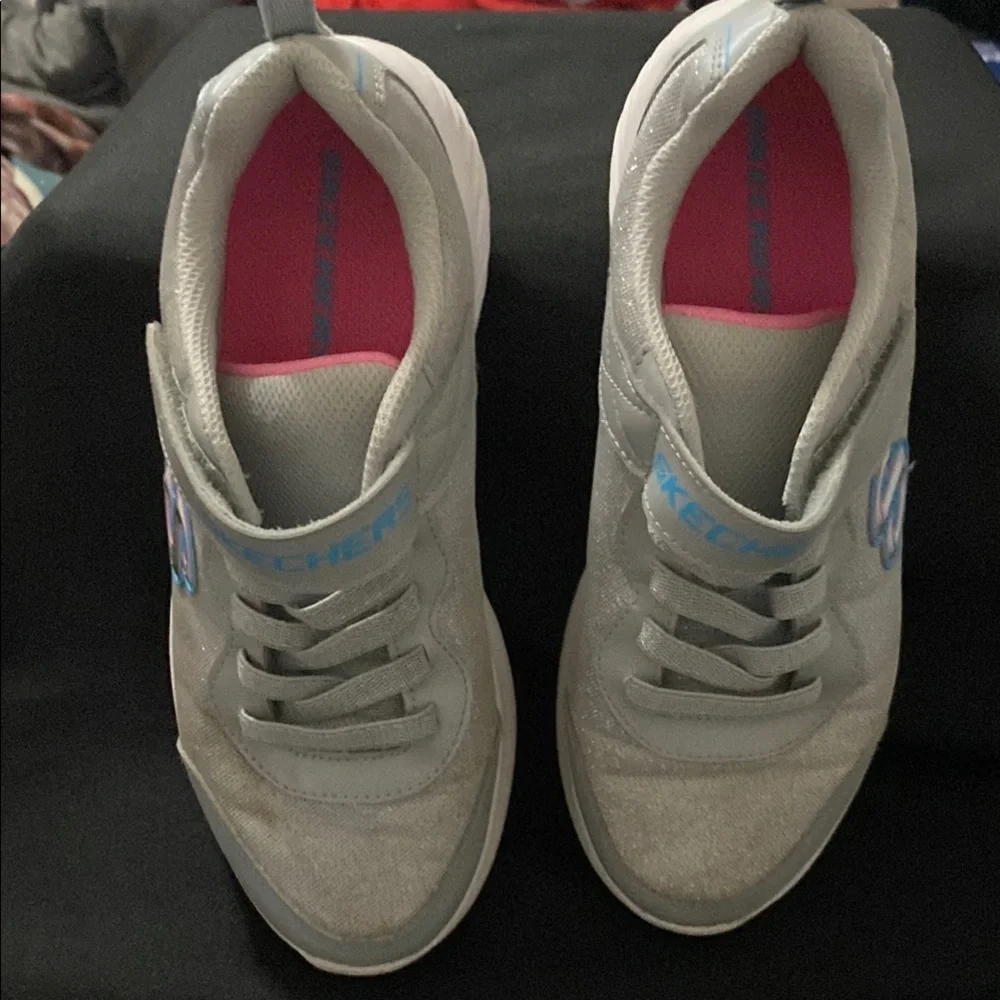 Skechers Gray Sneakers with Pink Insole GIRLS SIZE 4‎ HOOK LOOP CLOSURE GLITTER